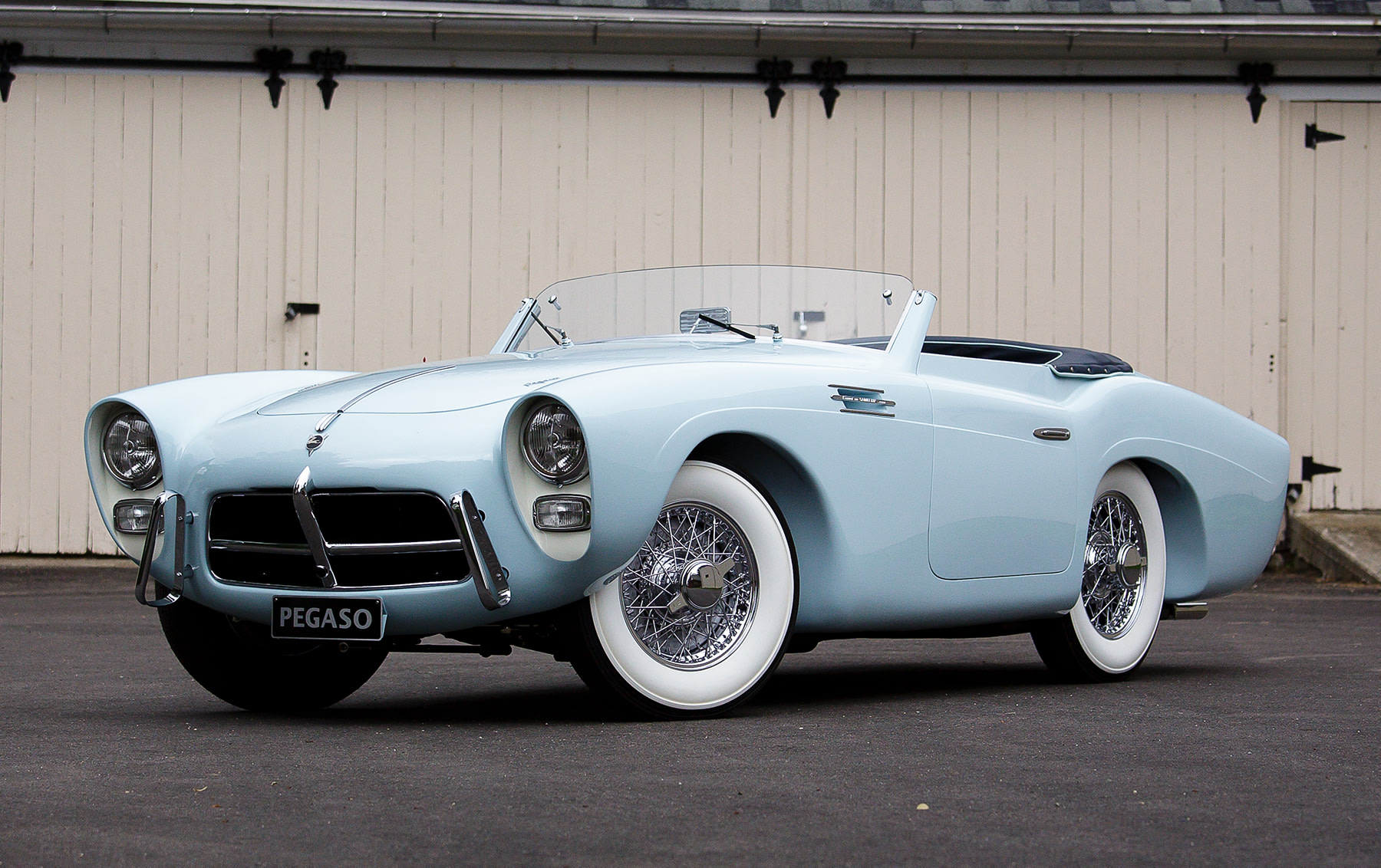 Amazon | NEO 1/43 ペガソ Pegaso Z-102 Berlinetta Touring